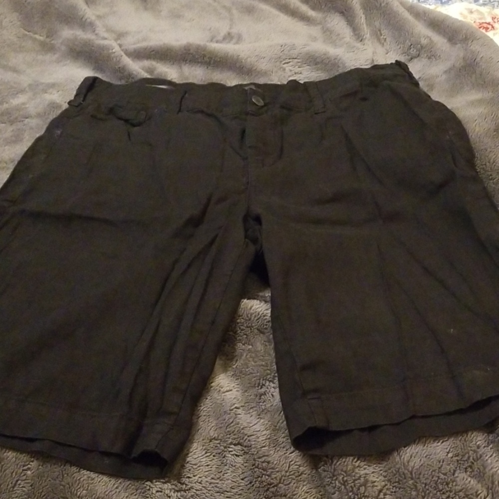 2 pair NYDJ BERMUDA SHORTS